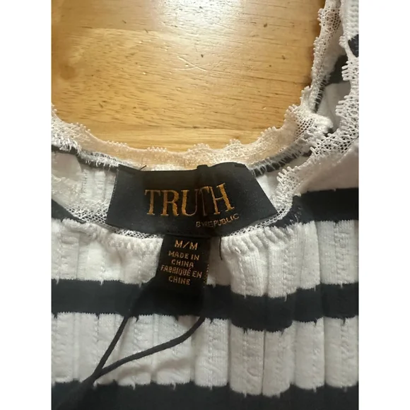 Truth by Republic M Striped Ribbed Tank Top women's White Black stretch - Picture 11 of 11